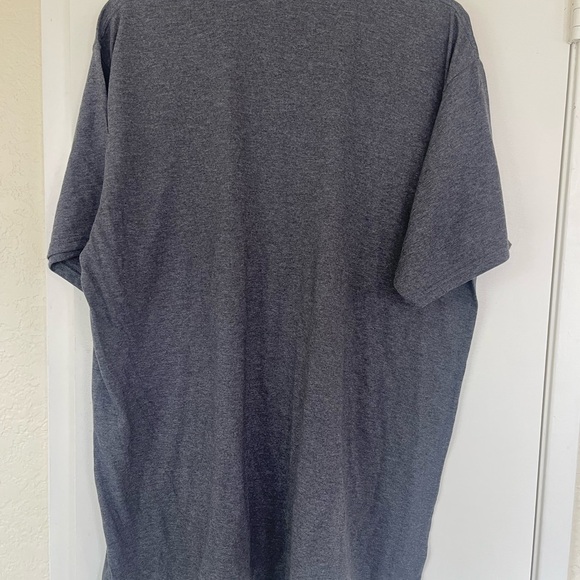 Nwt graphic grey Tshirt XL - Picture 7 of 7